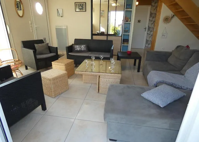 Maison Moderne 8 Pers, Proche Foret Et A - Fr-1-540-253 * Notre-Dame-de-Monts