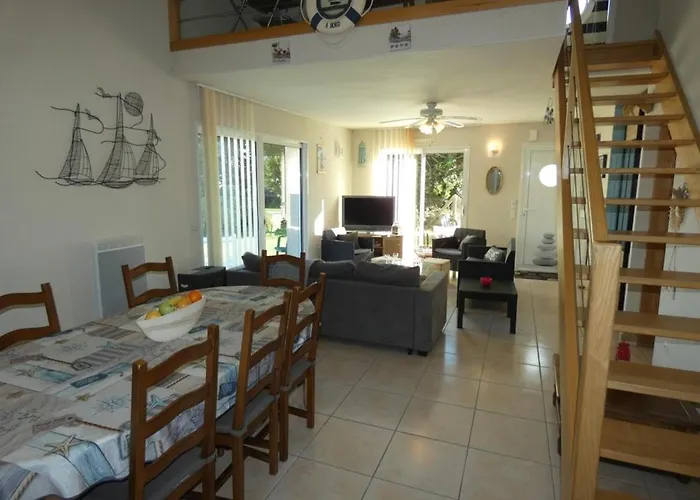 Maison Moderne 8 Pers, Proche Foret Et A - Fr-1-540-253 * Notre-Dame-de-Monts